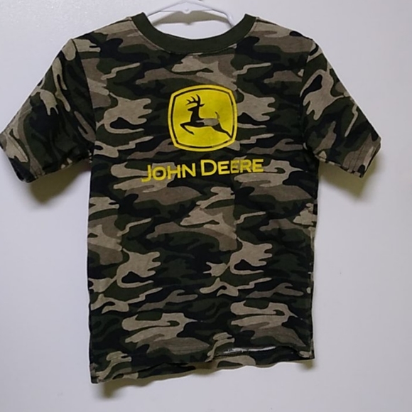 John Deere t-shirt
